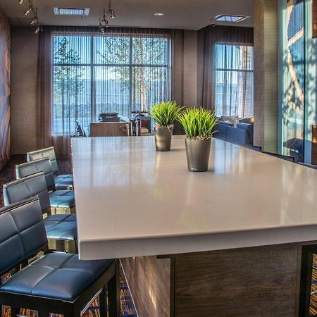 Courtyard By Marriott Winnipeg Airport Екстер'єр фото