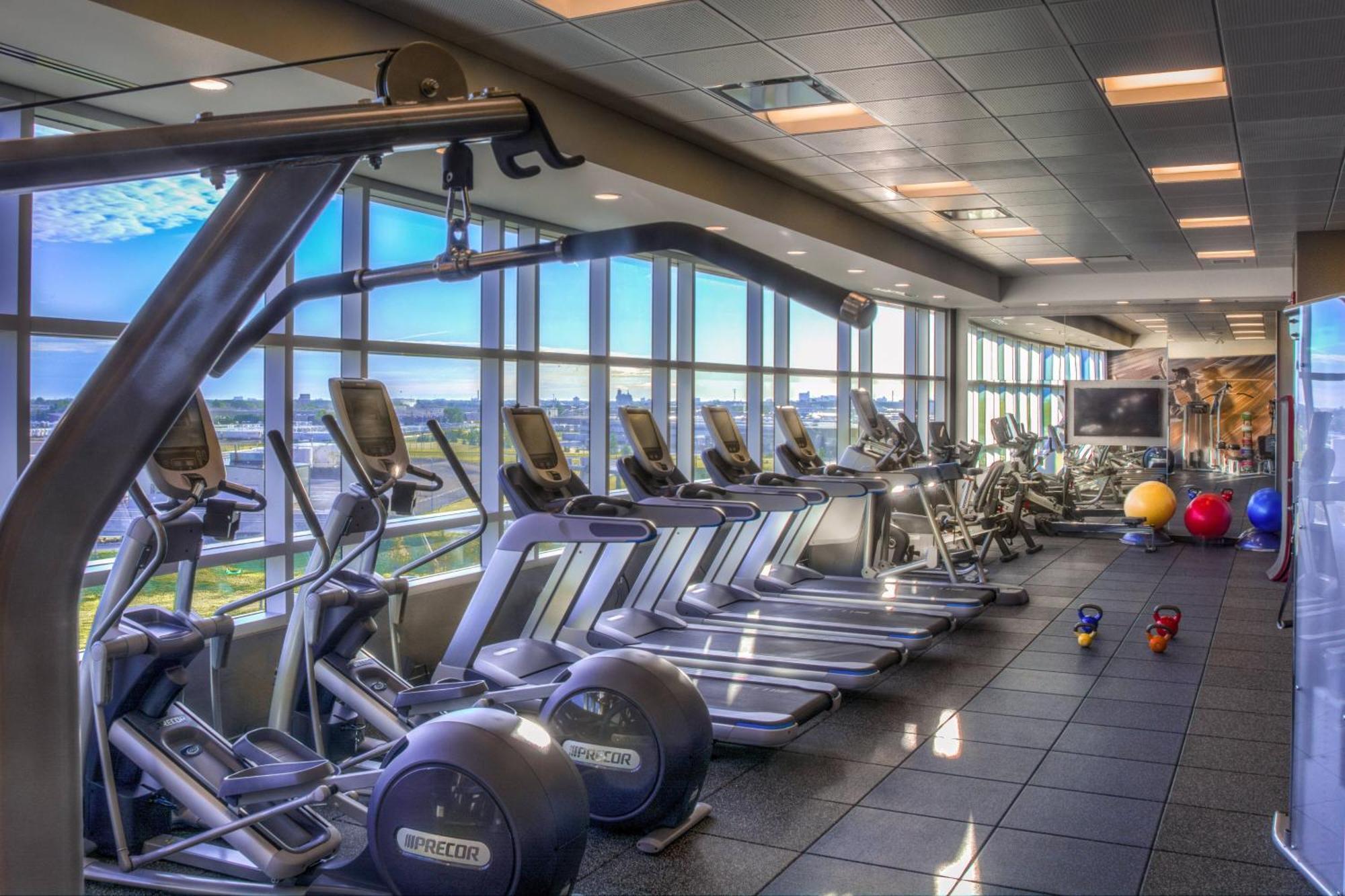 Courtyard By Marriott Winnipeg Airport Екстер'єр фото