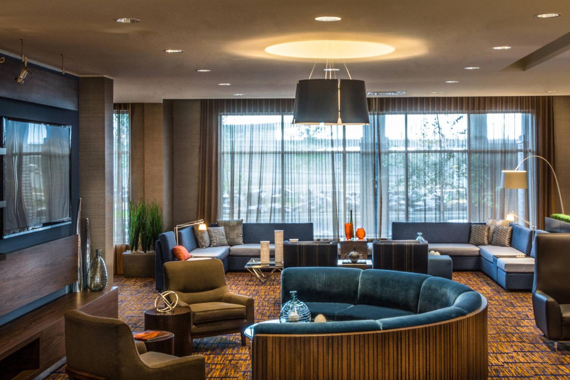 Courtyard By Marriott Winnipeg Airport Екстер'єр фото