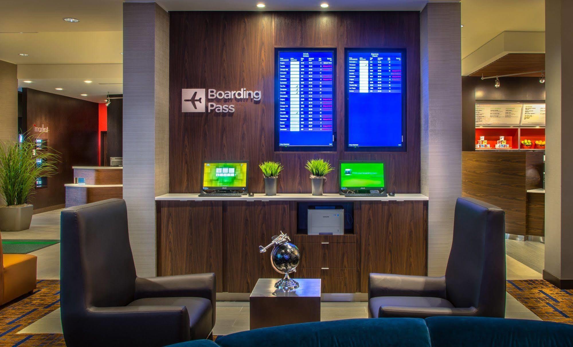 Courtyard By Marriott Winnipeg Airport Екстер'єр фото